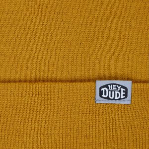 44432-266_HEYDUDECUFFBEANIE_CAMEL_DETAIL.jpg