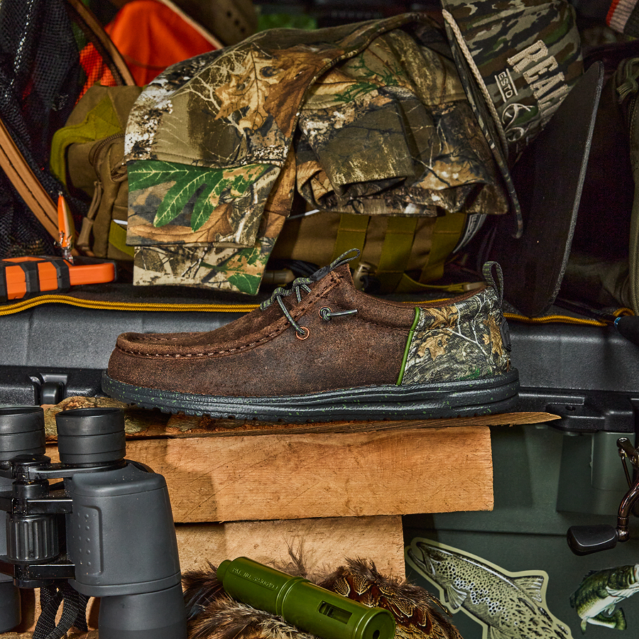 Wally Funk Realtree Edge Suede - Mole Brown/Camo - Image 2